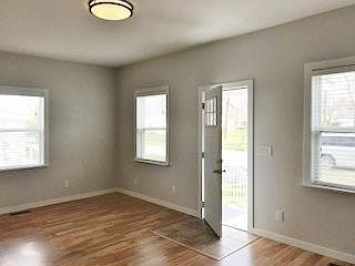 3rd image of 308 Sherwood Ave