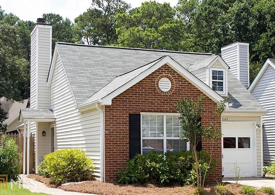 1st image of 1949 Brittania Cir #0