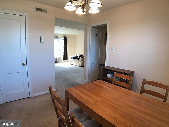 4th image of 1425 N Nash St APT 13