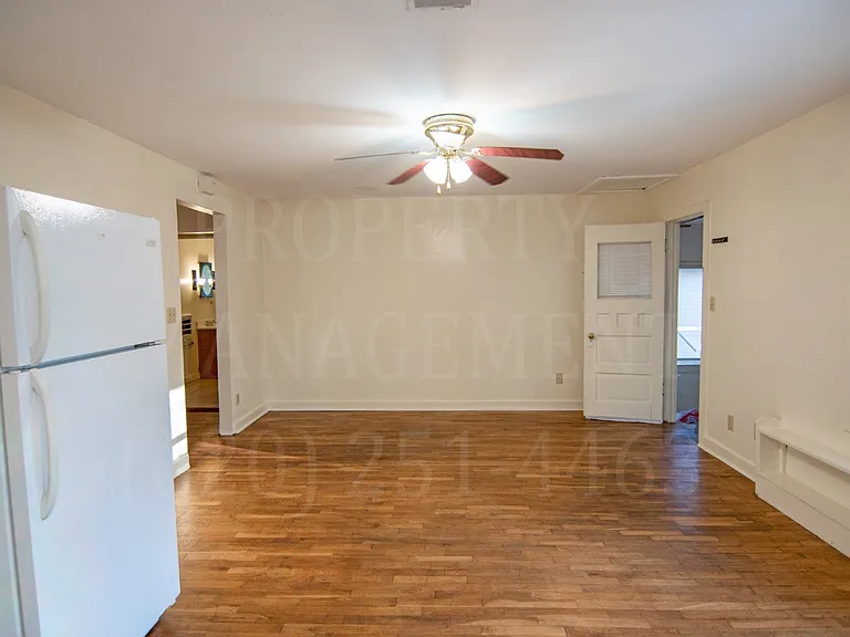 425 N Delaware St — Photo 16