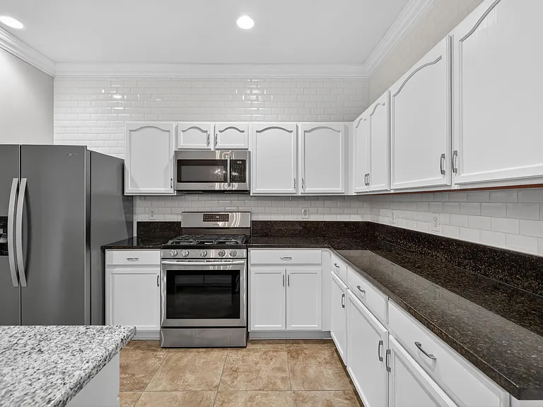 7865 15th Ln — Photo 17