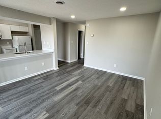 712 Grayson St APT 2, Norfolk, VA 23523