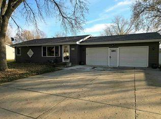 528 E 17th St, Spencer, IA 51301