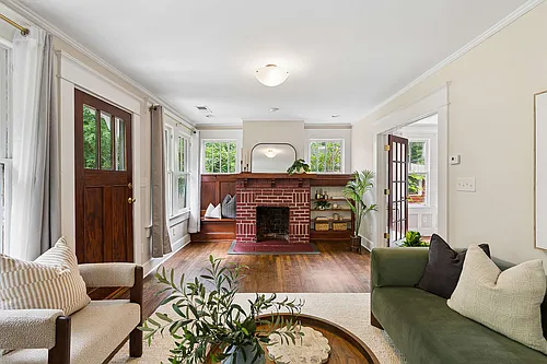15 Branham St NE #1 Photo 1