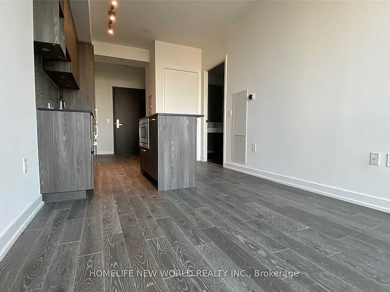 1 Yorkville Ave #2810 — Photo 12