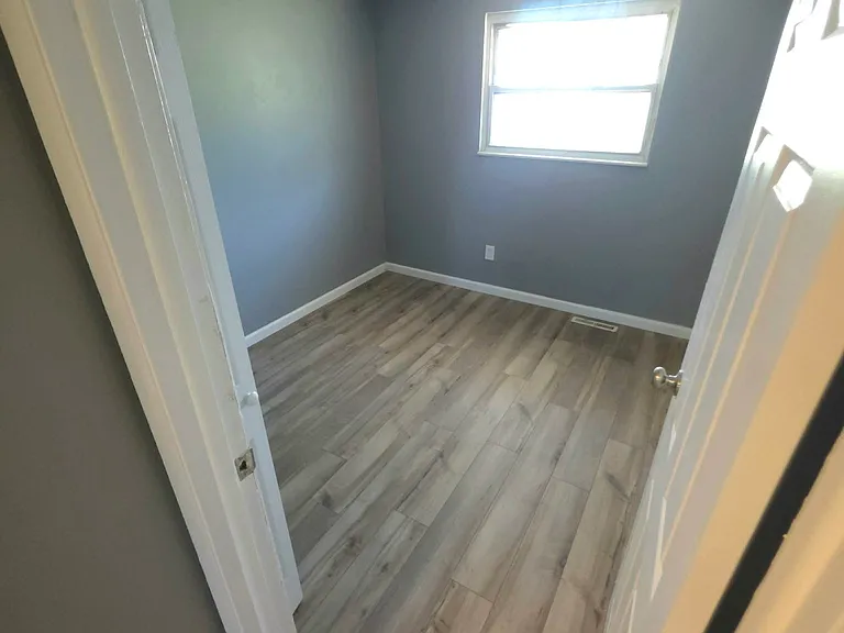 1904 Zettler Rd — Photo 7