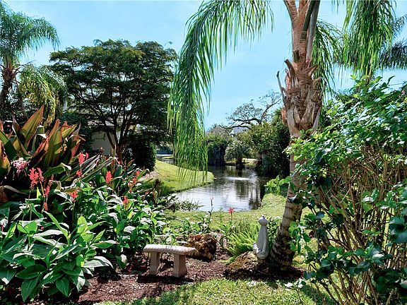 3rd image of 1755 N Orchid Island Cir