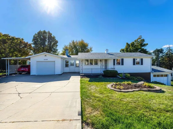2339 W 45th St, Davenport, IA 52806