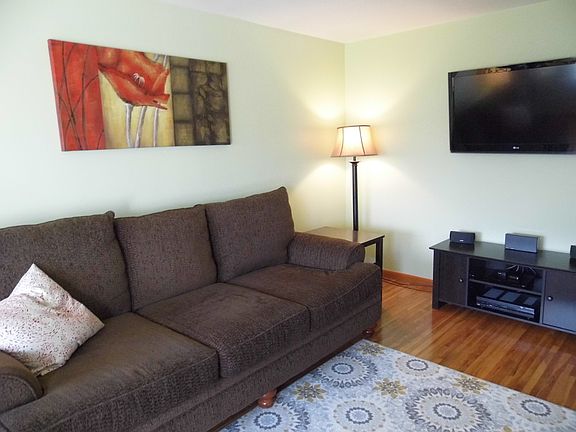 2nd image of 36 Birchwood Dr
