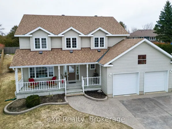 8 Sandpiper Ct, Saugeen Shores, ON N0H 2L0