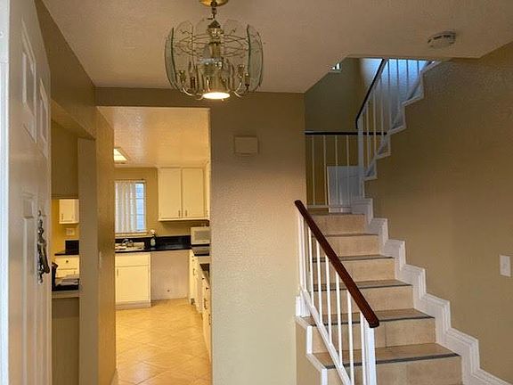 3rd image of 37712 Amber Blvd