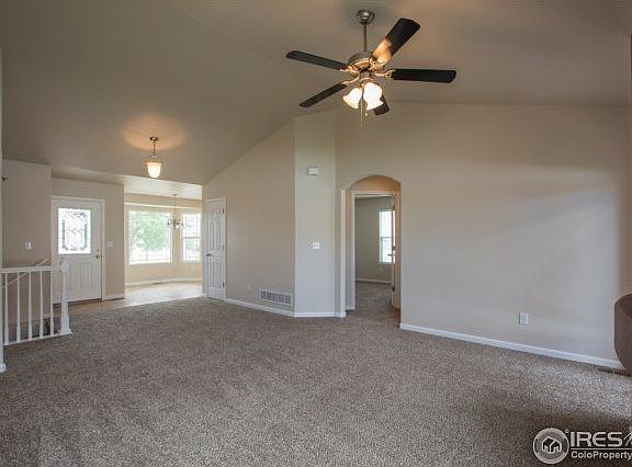 3rd image of 6951 Lee St