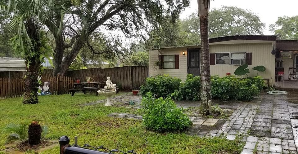 1st image of 31830 Lakeview Dr
