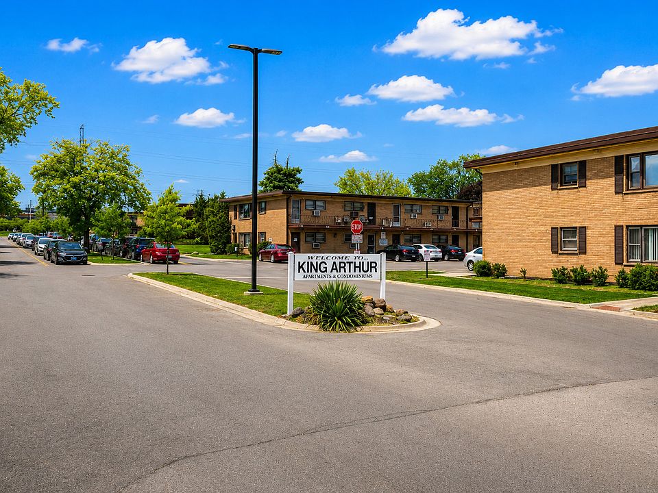 1st image of 39 King Arthur Ct APT 15