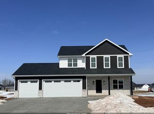 2380 Scheuring Rd, De Pere, WI 54115