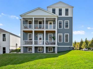 6036 New Town Dr, Saint Charles, MO 63301