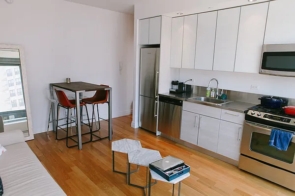 Rented by Capital Realty Investors, Inc | media 77