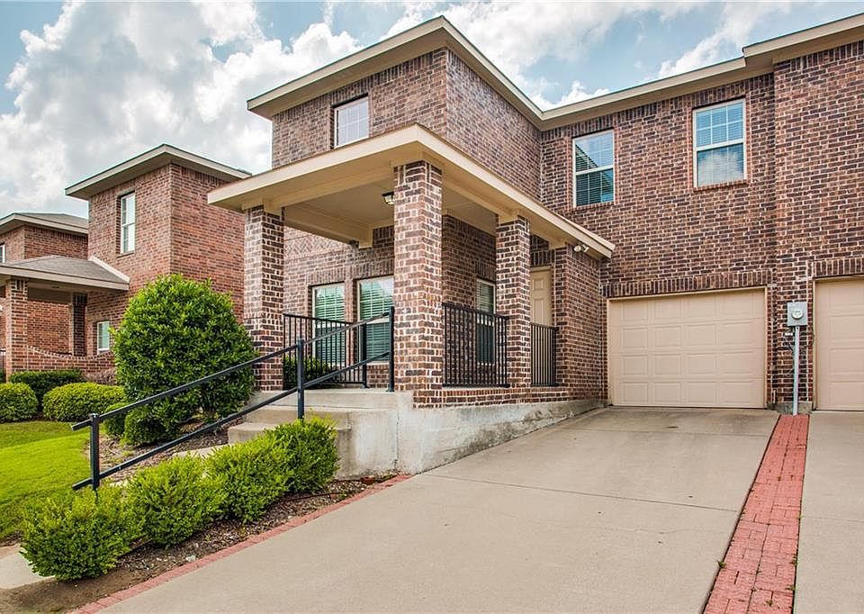 1st image of 2213 Stonebrook Ln