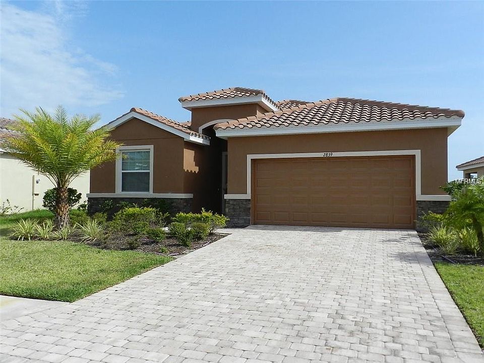 1st image of 2839 Esmeralda Dr