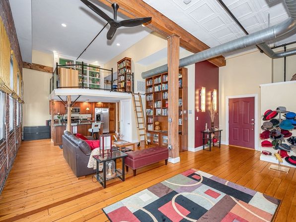 58 Prescott St UNIT 11, Lowell, MA 01852