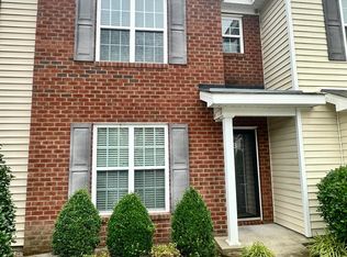 1300 Thomas Langston Rd APT 8, Winterville, NC 28590