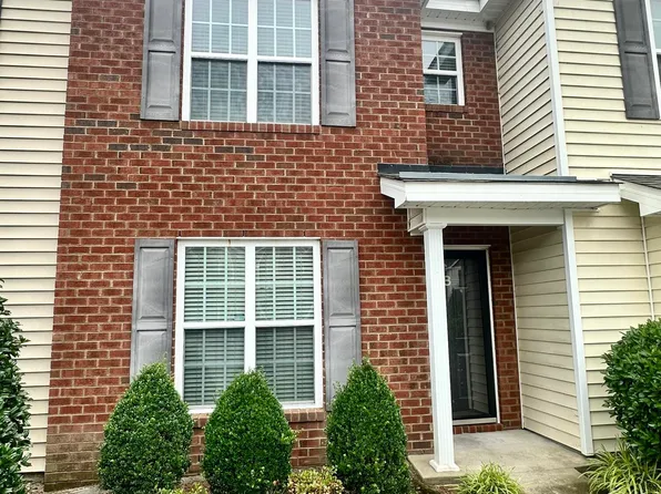 1300 Thomas Langston Road #8, Winterville, NC 28590