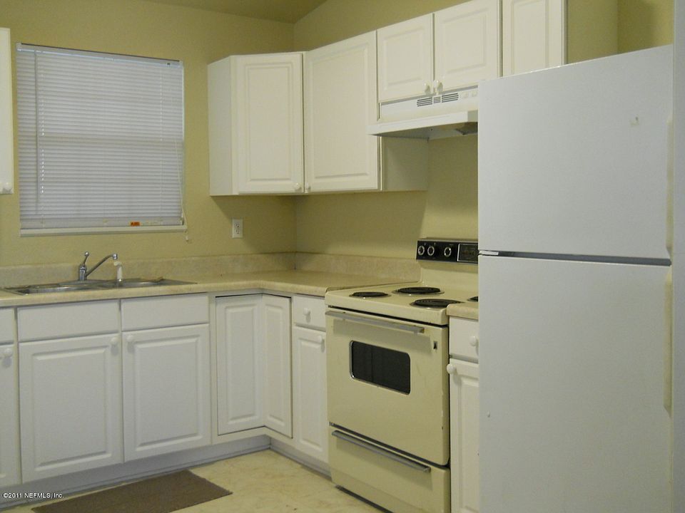 1st image of 1177 Denaud St