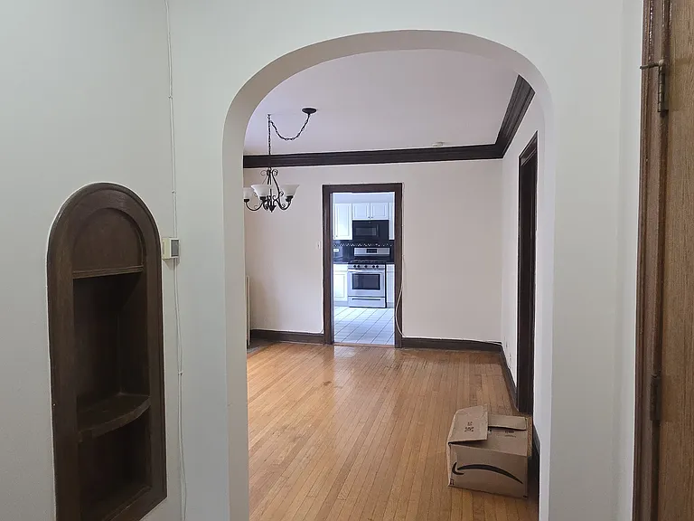 4907 N Hermitage Ave #1 — Photo 3