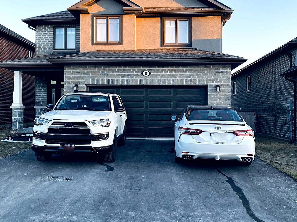 1st image of 21 Cottonwood Dr