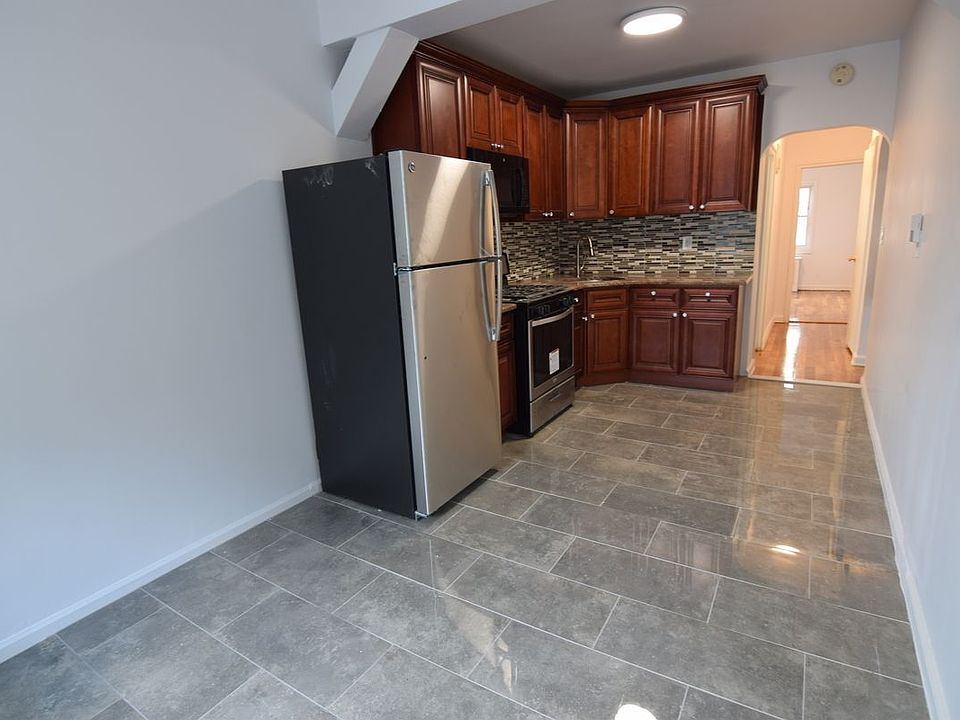 1st image of 15017 26th Ave #1
