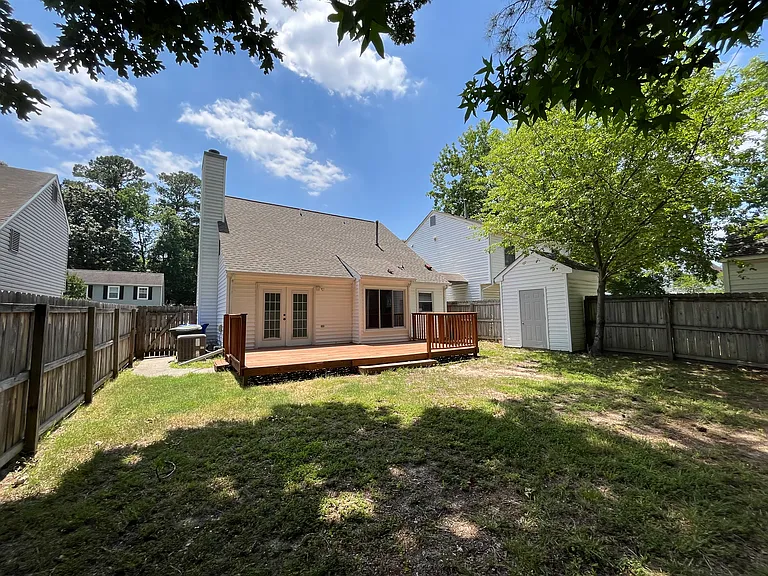 417 Bryan Ct — Photo 17