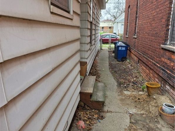 362 Burger St, Toledo, OH 43605