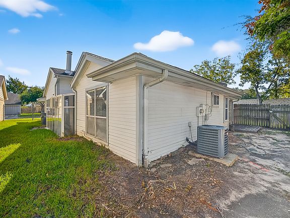5th image of 2238 Sentinal Oaks St #2238