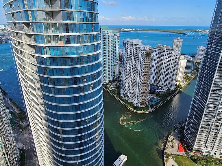200 Biscayne Boulevard Way #5001 — Photo 46