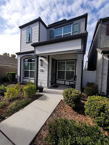 3311 Chickadee Ct Photo 1