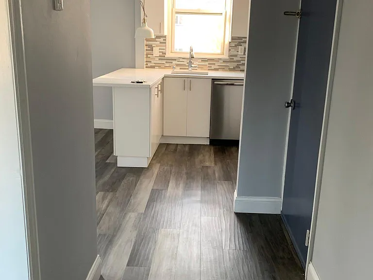 283 Ivy St #2 — Photo 8
