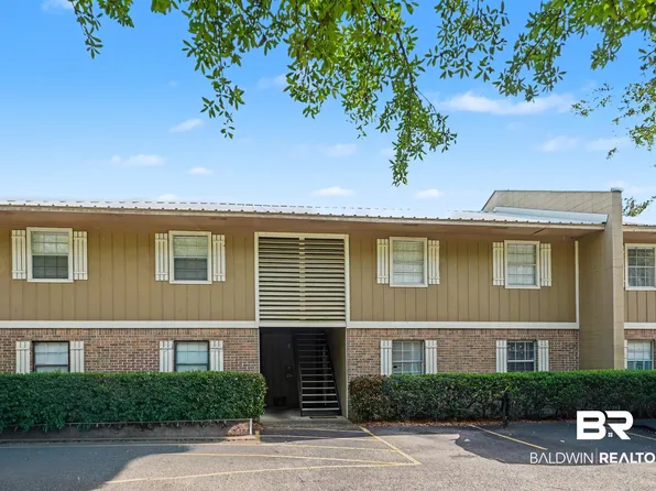 125 E 22nd Ave APT 12, Gulf Shores, AL 36542