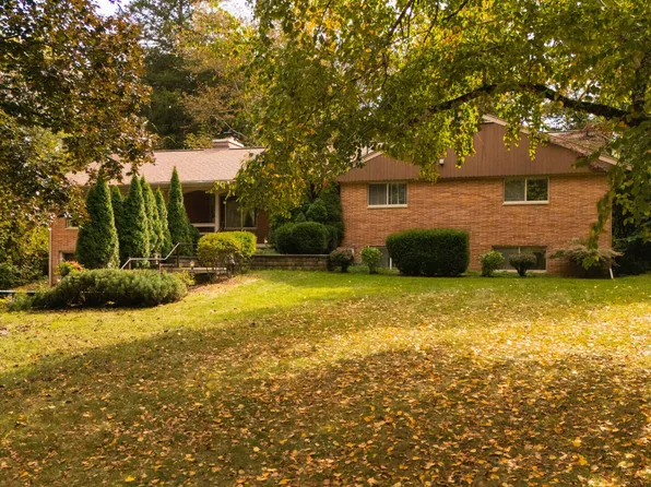 1365 Chalmers Dr, Ann Arbor, MI 48104