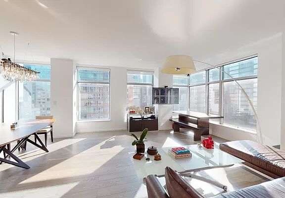 3rd image of 250 E 54th St #15EF