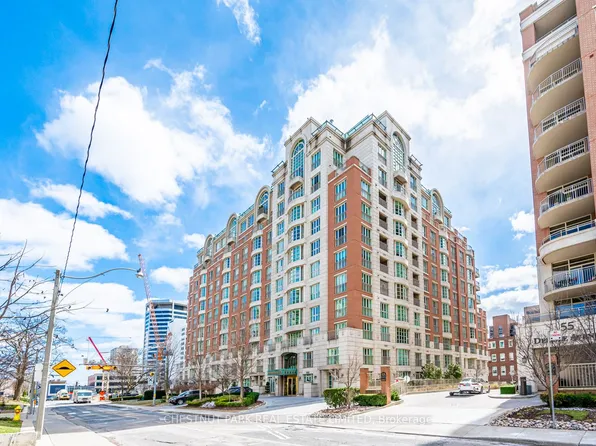 33 Delisle Ave #705, Toronto, ON M4V 3C7