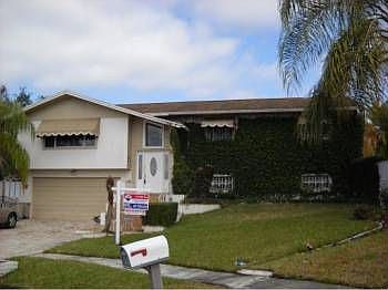 2nd image of 509 Gumwood Ct