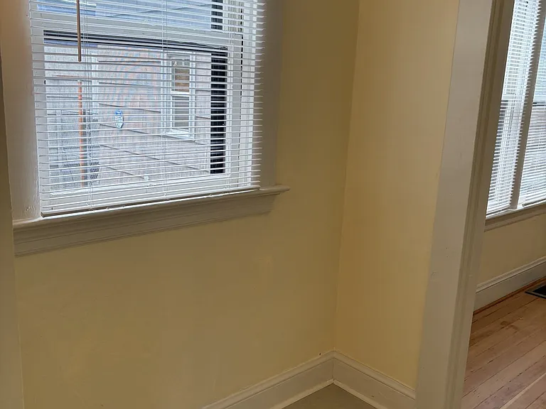2311 SE Hawthorne Blvd — Photo 10