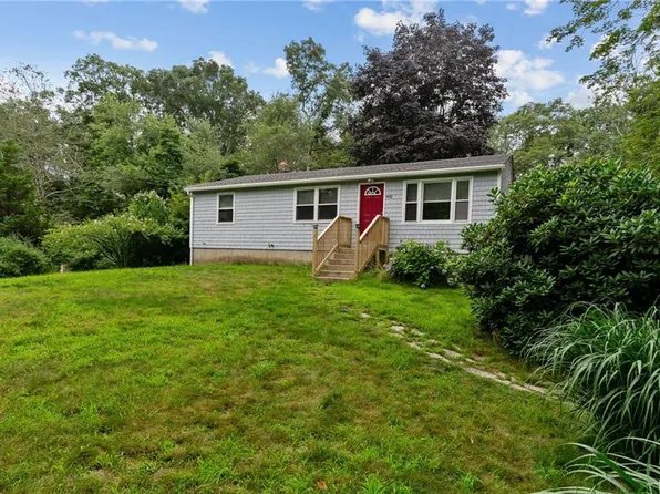 442 Gardiner Rd, Richmond, RI 02892