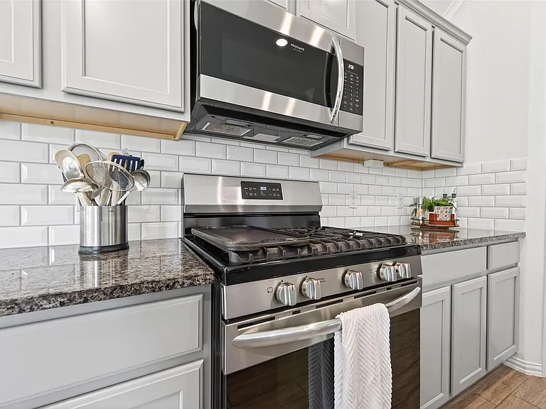 19115 Falkenstein Castle Way — Photo 12