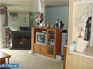 2nd image of 352B Delancey Pl #B