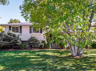 5188 Cherryhill Cres, Burlington, ON L7L4C4