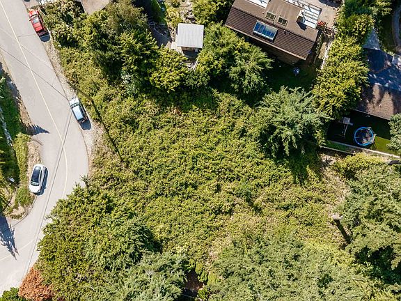 5th image of 475 Bayview Rd