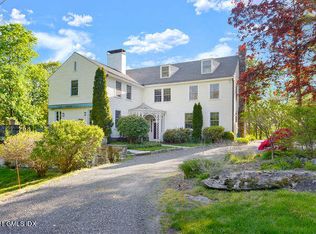 75 Calhoun Dr, Greenwich, CT 06831