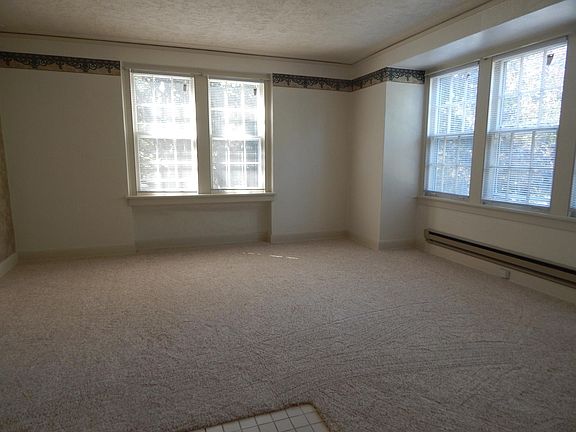 3rd image of 1338 21st Ave APT 5