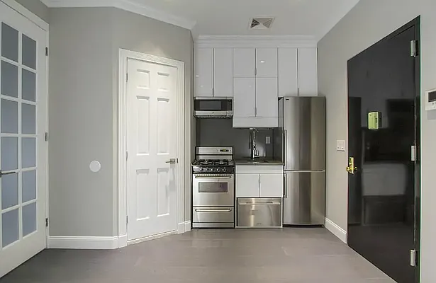 Rented by REAL New York | media 10